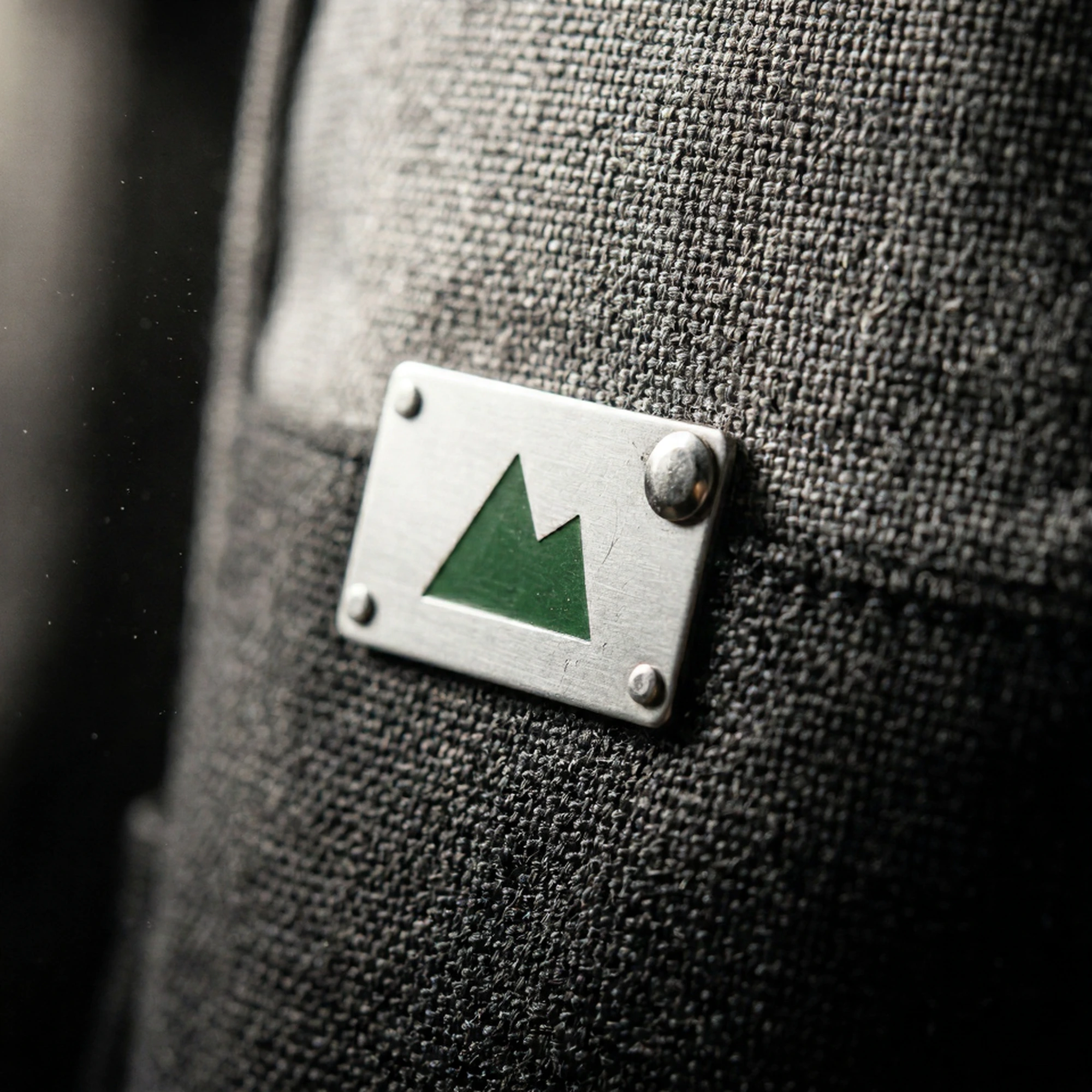 The Summit Seeker (Urban Edition) thumbnail 4